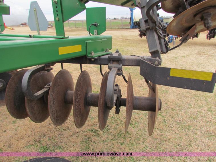 image for item B7038 John Deere 637 rock disk