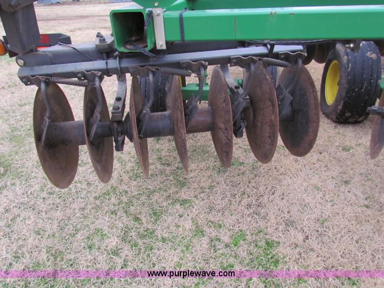 image for item B7038 John Deere 637 rock disk