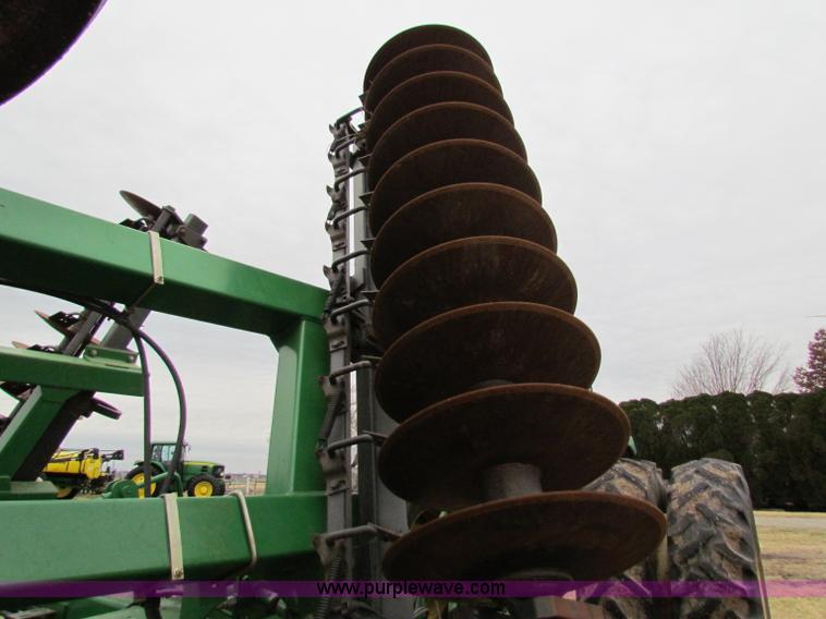 image for item B7038 John Deere 637 rock disk