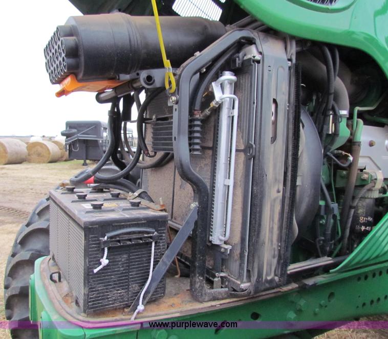 image for item B7042 2008 John Deere 7330 Premium MFWD tractor