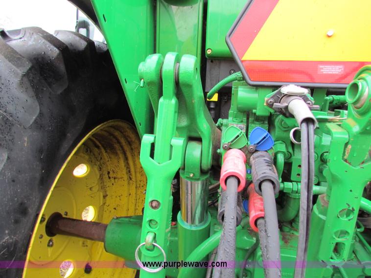 image for item B7042 2008 John Deere 7330 Premium MFWD tractor