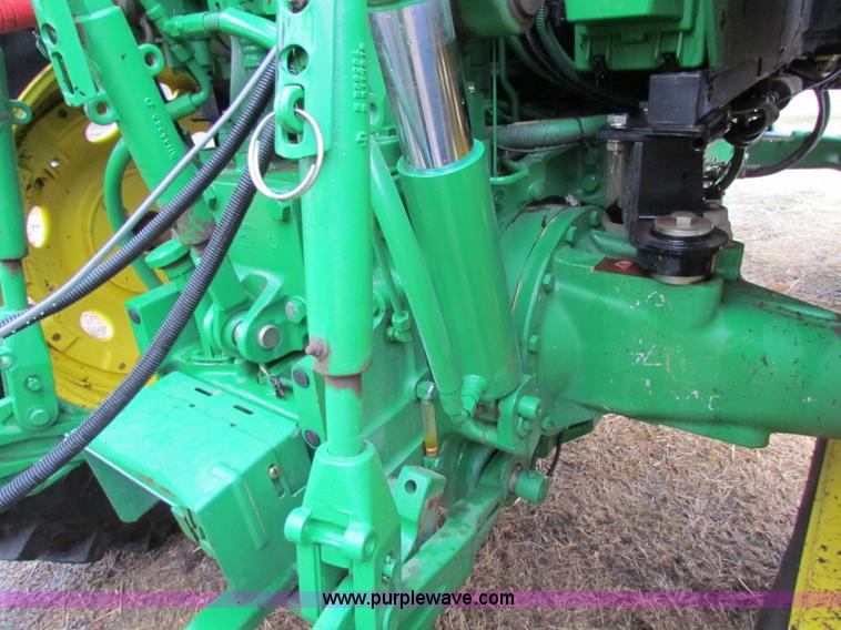 image for item B7042 2008 John Deere 7330 Premium MFWD tractor