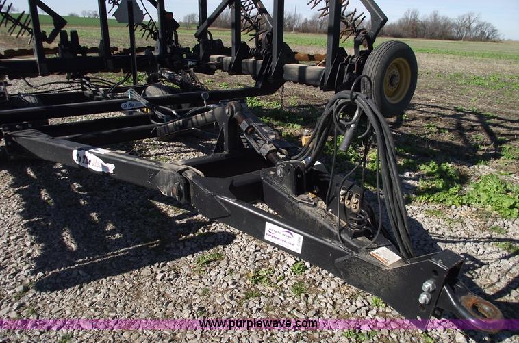 image for item C5896 2006 To The Max 32' harrow