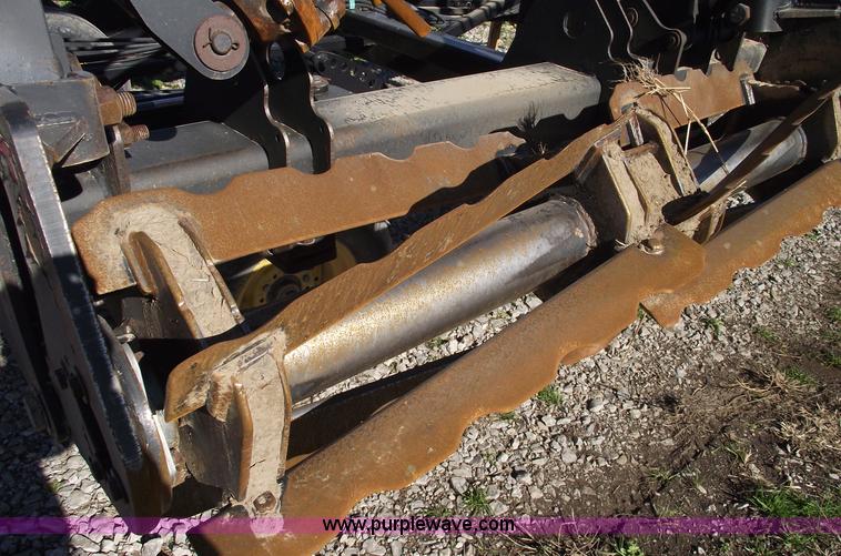 image for item C5896 2006 To The Max 32' harrow