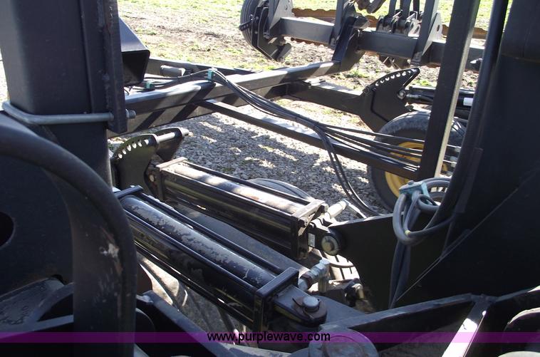 image for item C5896 2006 To The Max 32' harrow