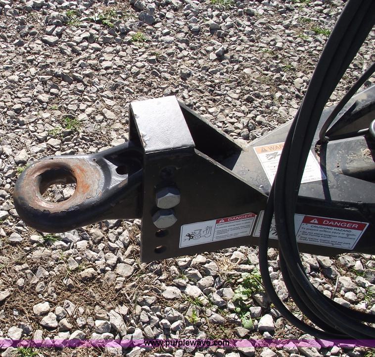 image for item C5896 2006 To The Max 32' harrow