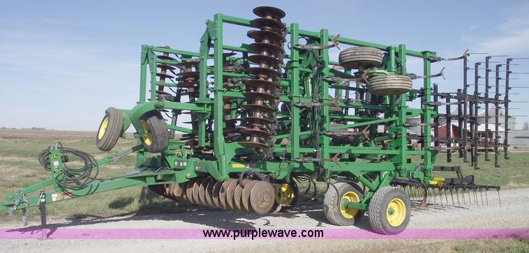 image for item C5899 2008 John Deere 2310 40' mulch finisher