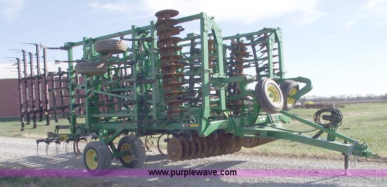 image for item C5899 2008 John Deere 2310 40' mulch finisher