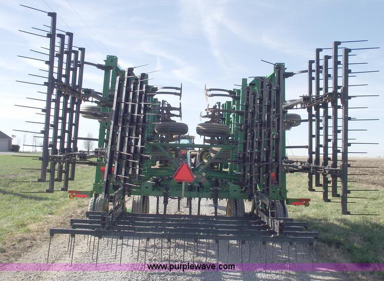 image for item C5899 2008 John Deere 2310 40' mulch finisher