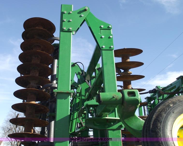 image for item C5899 2008 John Deere 2310 40' mulch finisher