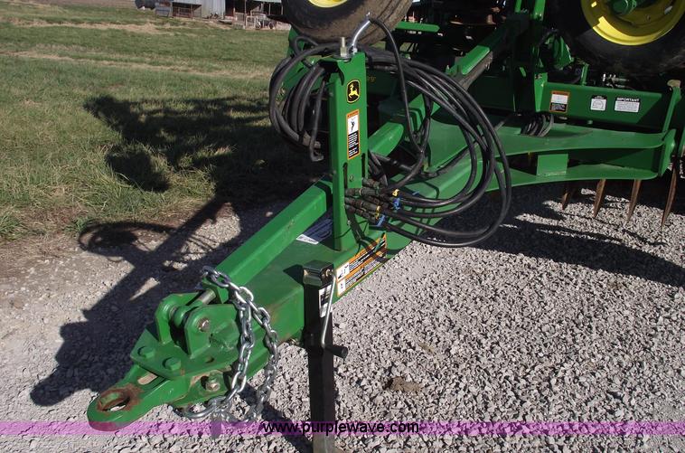 image for item C5899 2008 John Deere 2310 40' mulch finisher