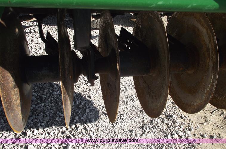 image for item C5899 2008 John Deere 2310 40' mulch finisher
