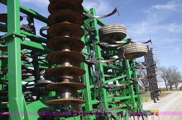 image for item C5899 2008 John Deere 2310 40' mulch finisher