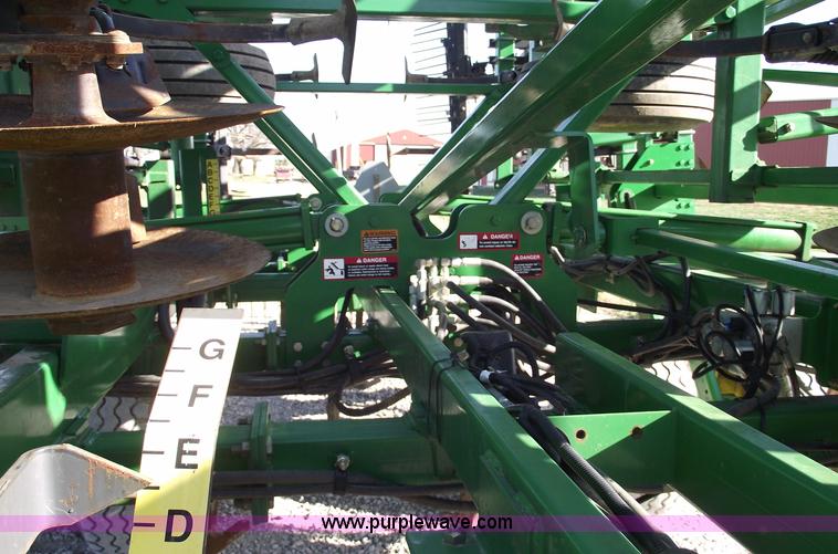 image for item C5899 2008 John Deere 2310 40' mulch finisher