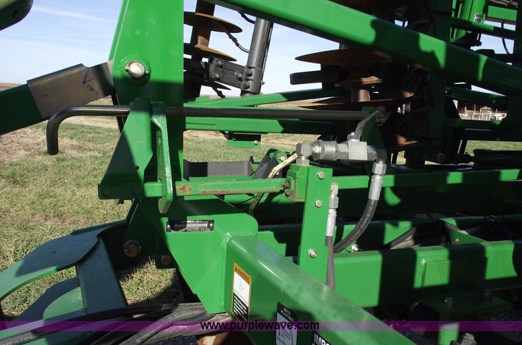 image for item C5899 2008 John Deere 2310 40' mulch finisher