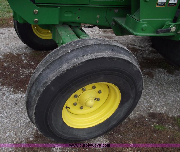 image for item C5925 2002 John Deere 6405 tractor with loader