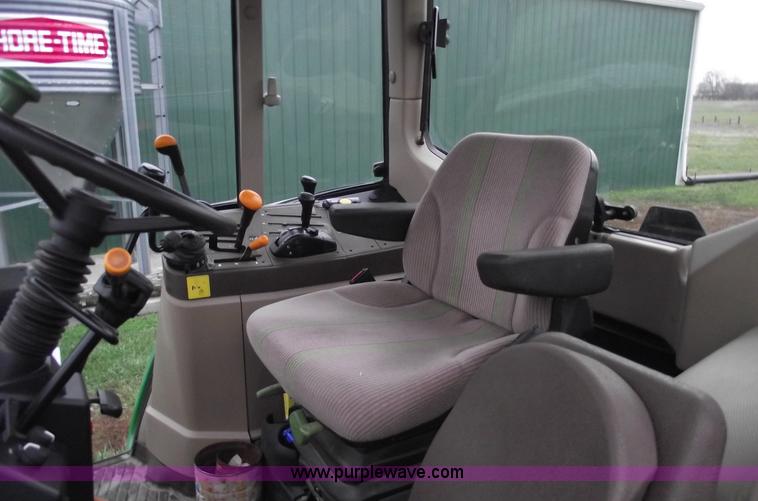 image for item C5925 2002 John Deere 6405 tractor with loader