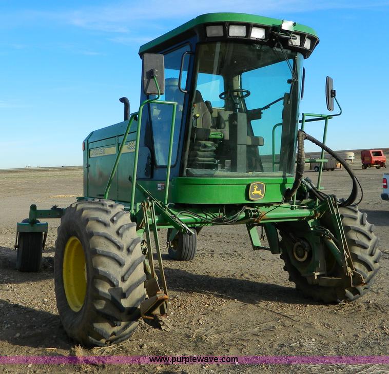 image for item D8640 2004 John Deere 4995 swather