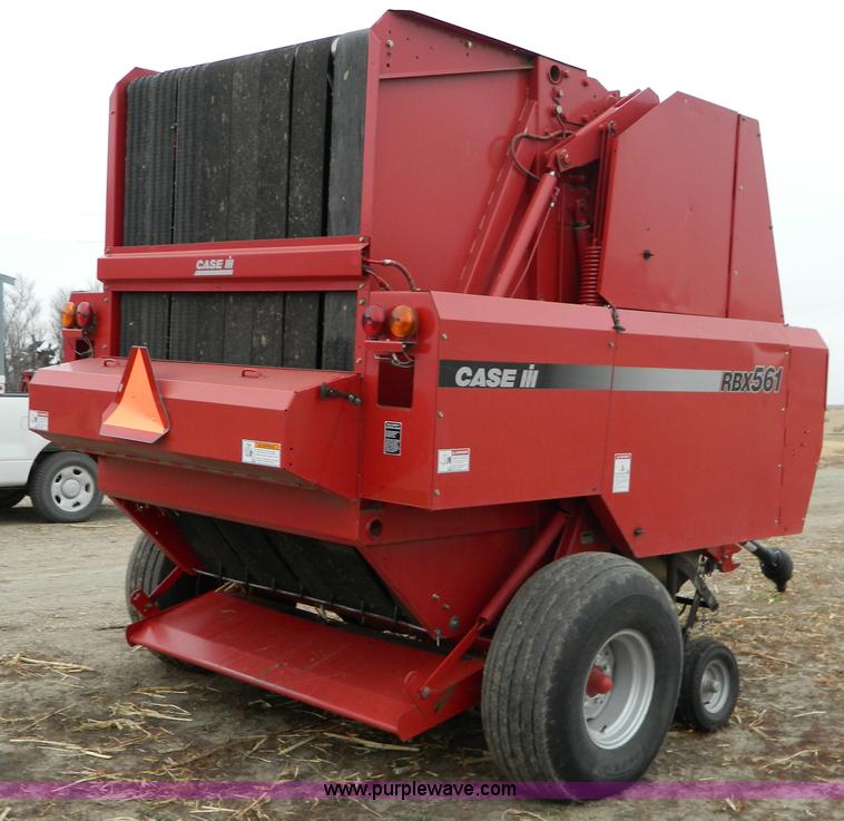 image for item D8647 2000 Case RBX561 round baler