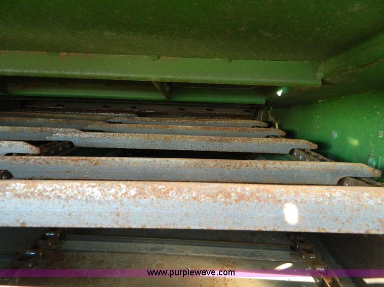 image for item D8652 2000 John Deere 9750 STS combine