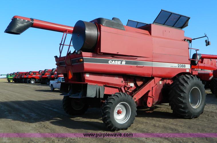 image for item D8654 1998 Case IH 2388 combine