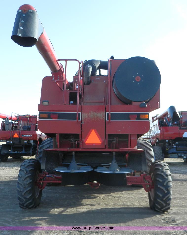 image for item D8654 1998 Case IH 2388 combine