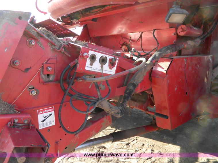 image for item D8654 1998 Case IH 2388 combine