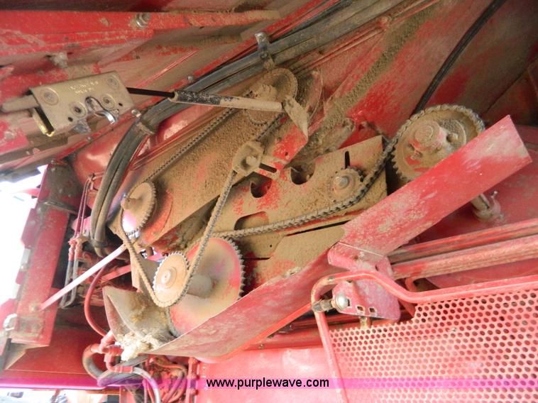 image for item D8654 1998 Case IH 2388 combine