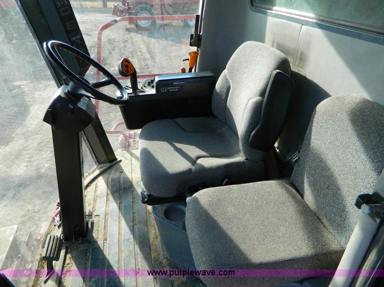 image for item D8654 1998 Case IH 2388 combine