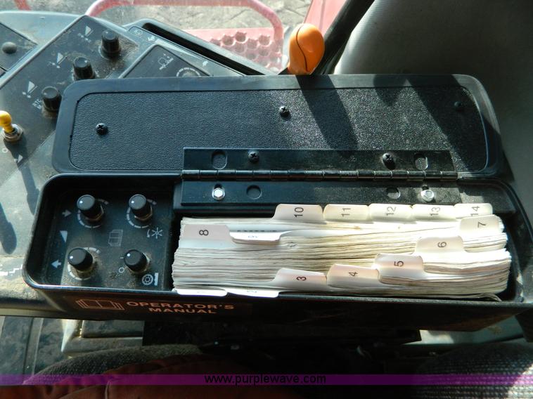 image for item D8654 1998 Case IH 2388 combine