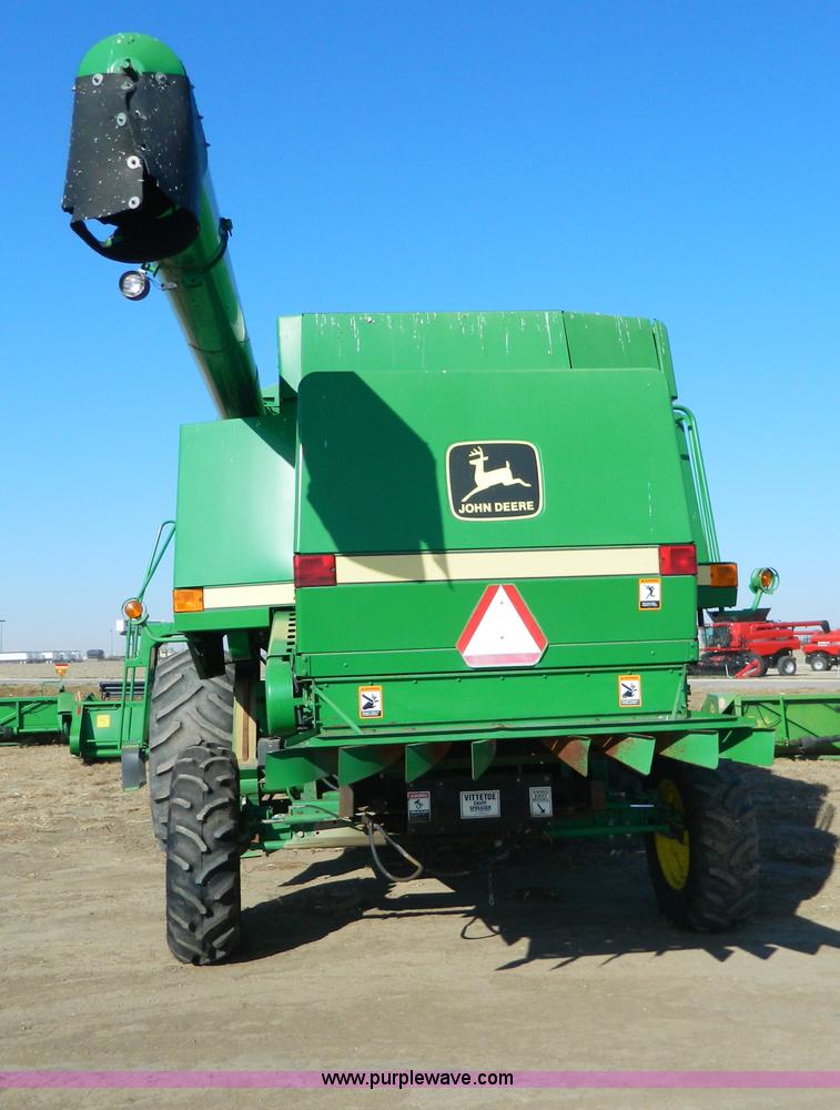 image for item D8656 1996 John Deere 9600 combine