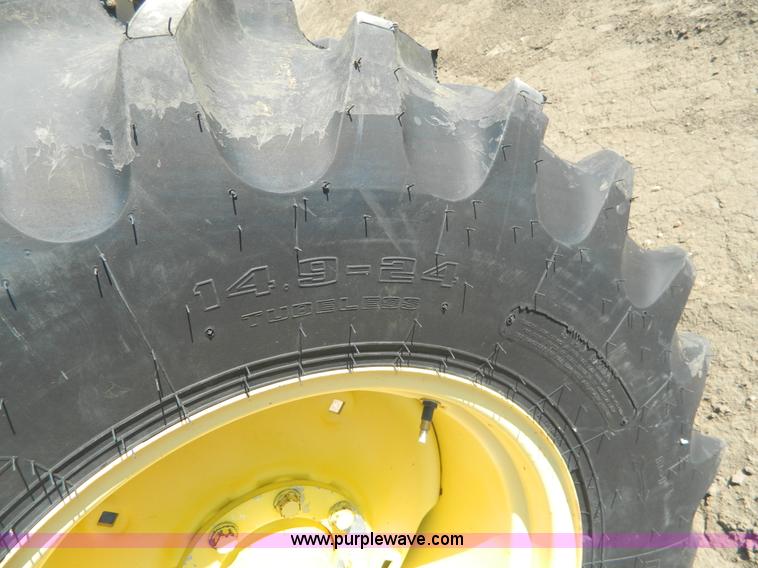 image for item D8656 1996 John Deere 9600 combine