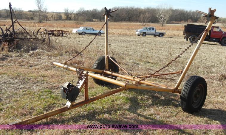 image for item H9207 Bale dolly/unroller
