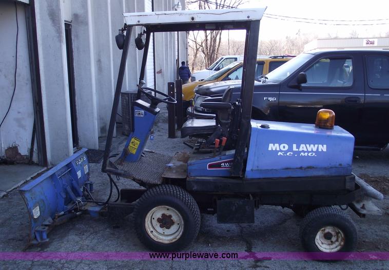 image for item A1657 New Holland FM60 mower and snow plow