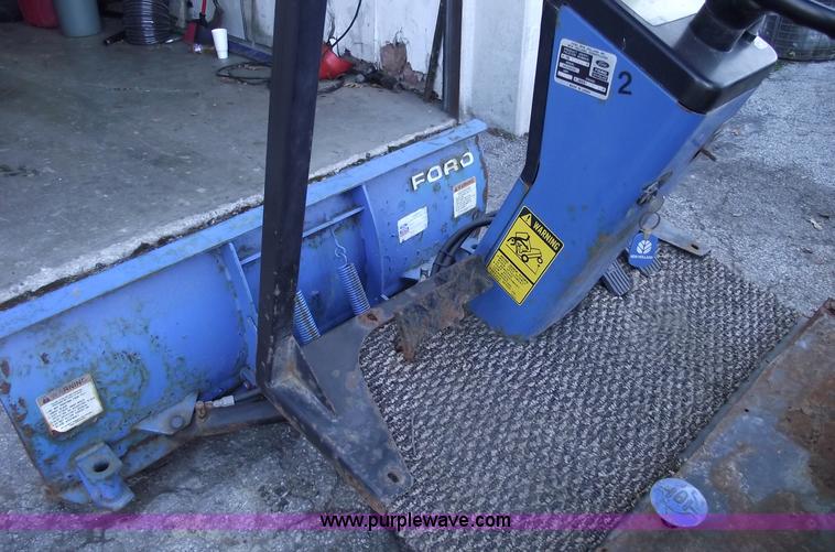 image for item A1657 New Holland FM60 mower and snow plow