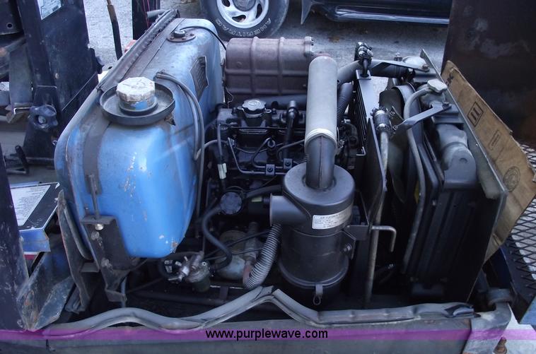 image for item A1657 New Holland FM60 mower and snow plow