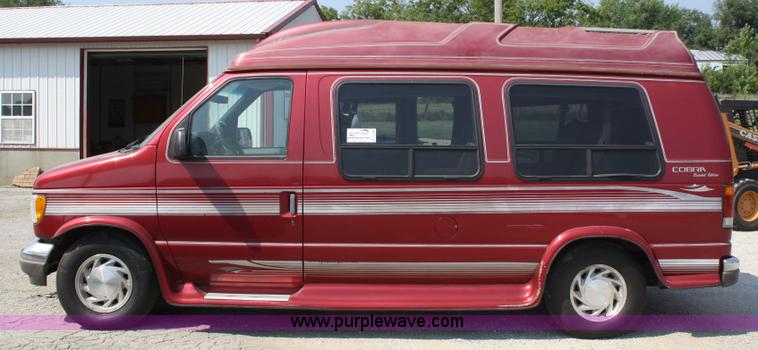 image for item A2290 1994 Ford E150 van