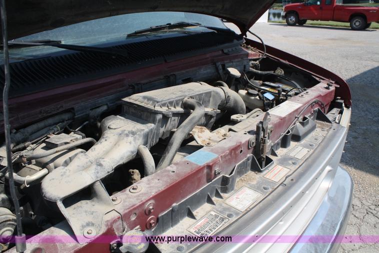 image for item A2290 1994 Ford E150 van