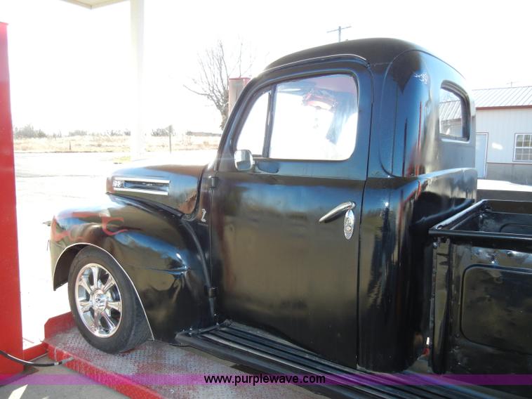 image for item A3362 1948 Ford pickup truck