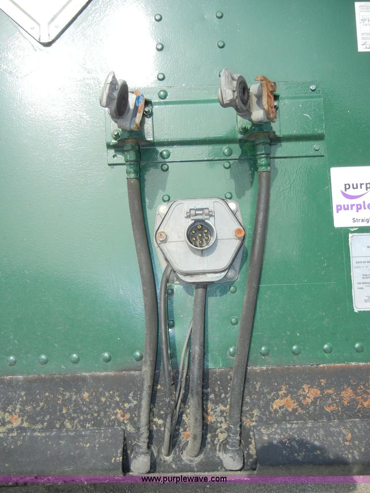 image for item A3371 1996 Wabash P-102CW 53' dry van trailer