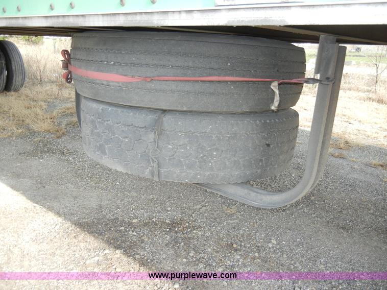 image for item A3371 1996 Wabash P-102CW 53' dry van trailer