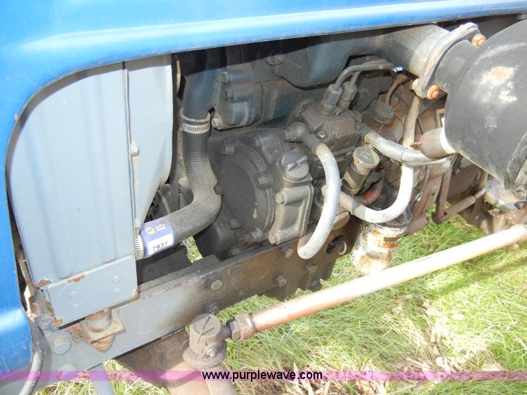 image for item A3372 Shandong TS180 tractor