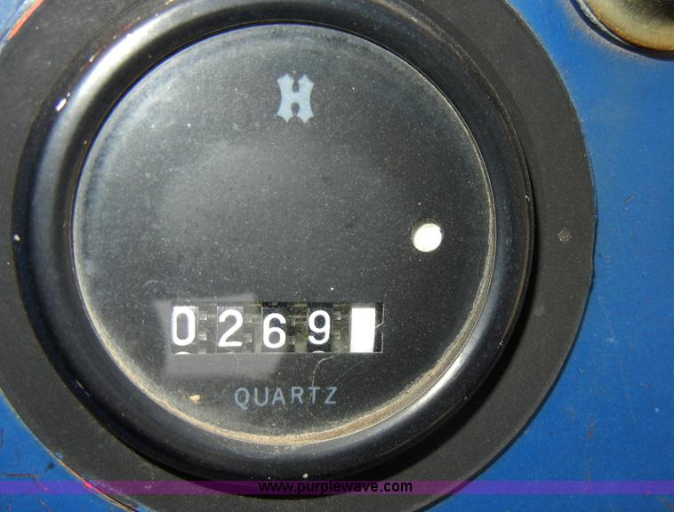 image for item A3372 Shandong TS180 tractor