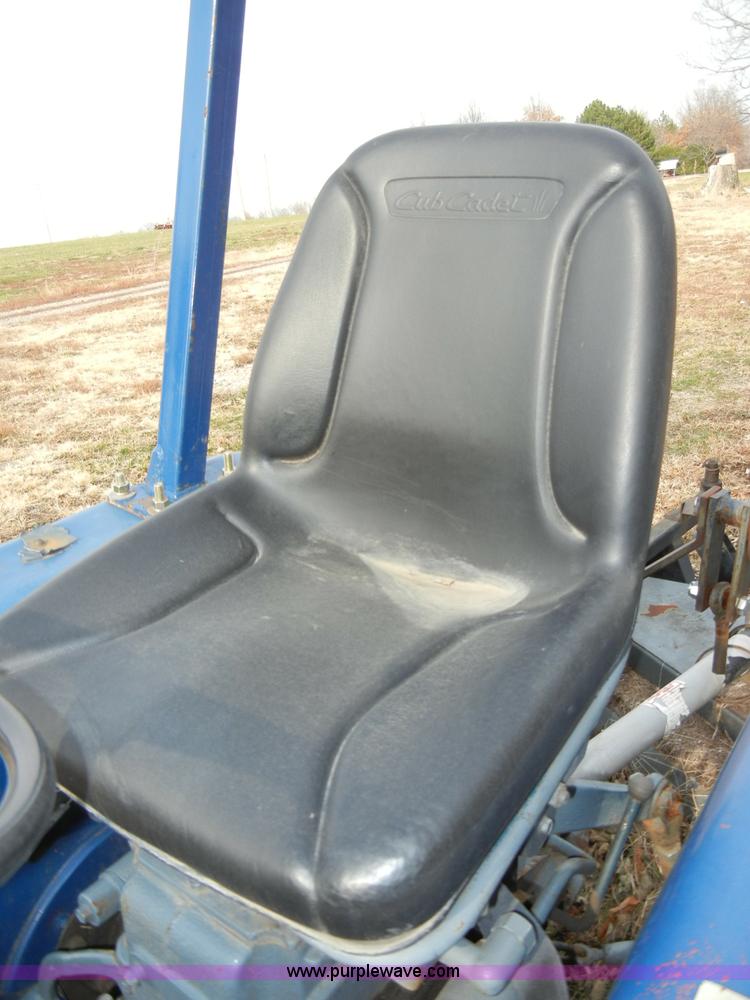 image for item A3372 Shandong TS180 tractor