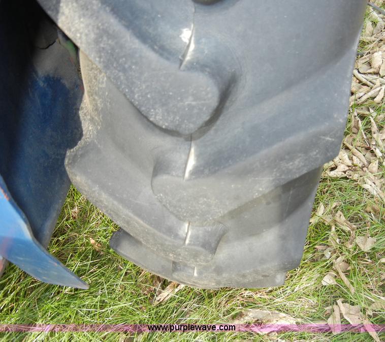 image for item A3372 Shandong TS180 tractor