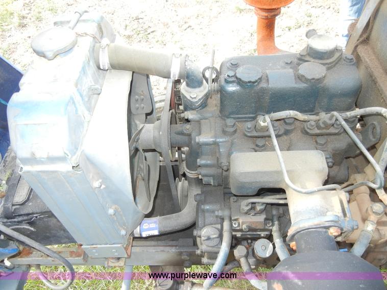 image for item A3372 Shandong TS180 tractor