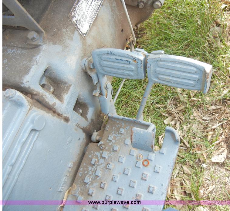 image for item A3372 Shandong TS180 tractor