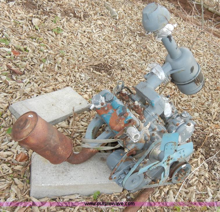 image for item A3372 Shandong TS180 tractor