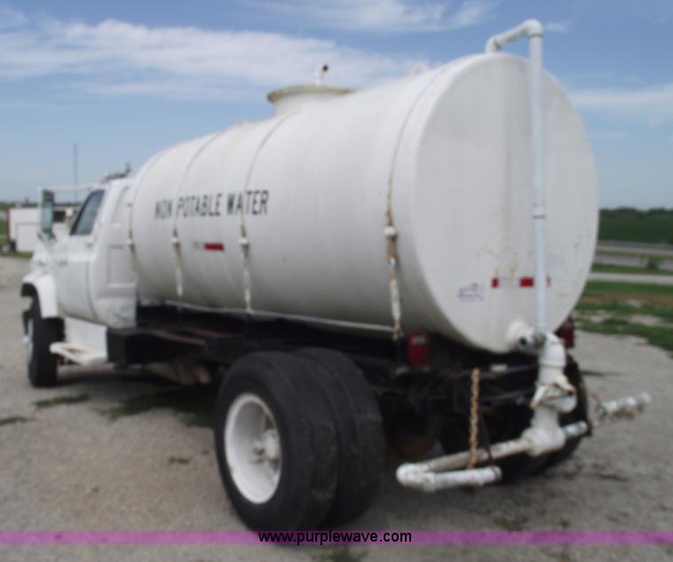 image for item A4075 1989 Chevrolet Kodiak D6500 water truck