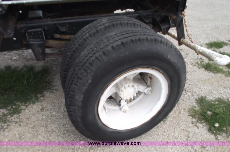 image for item A4075 1989 Chevrolet Kodiak D6500 water truck